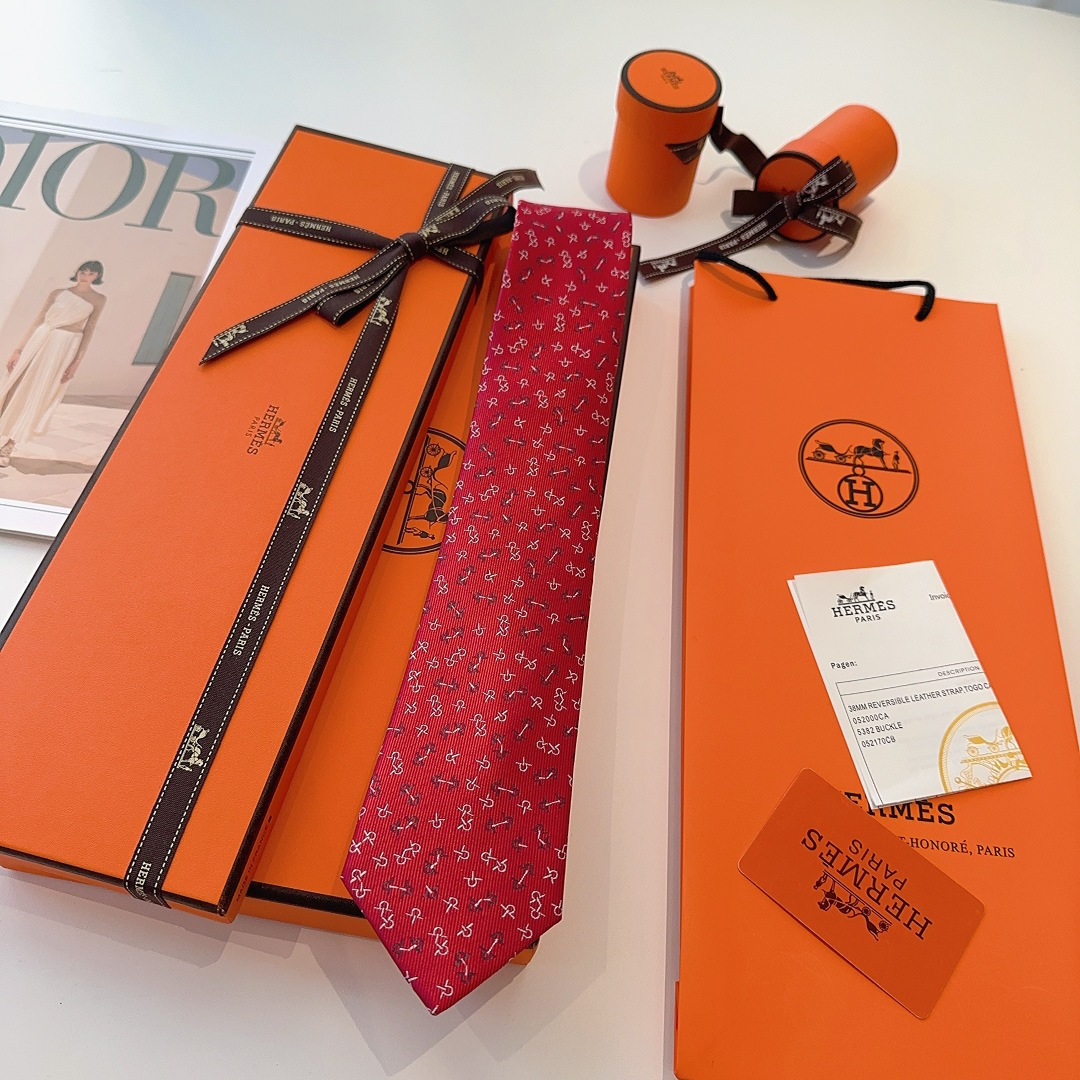 Hermès Red H Guilloche Silk Tie – Designer Neckwear