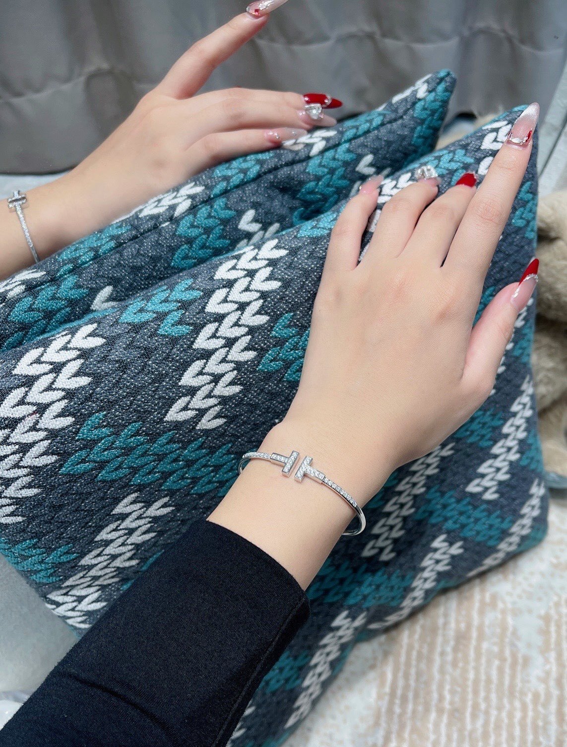 co Tiffany Diamond T Wire Bracelet – Tiffany & Co. Diamond T Wire