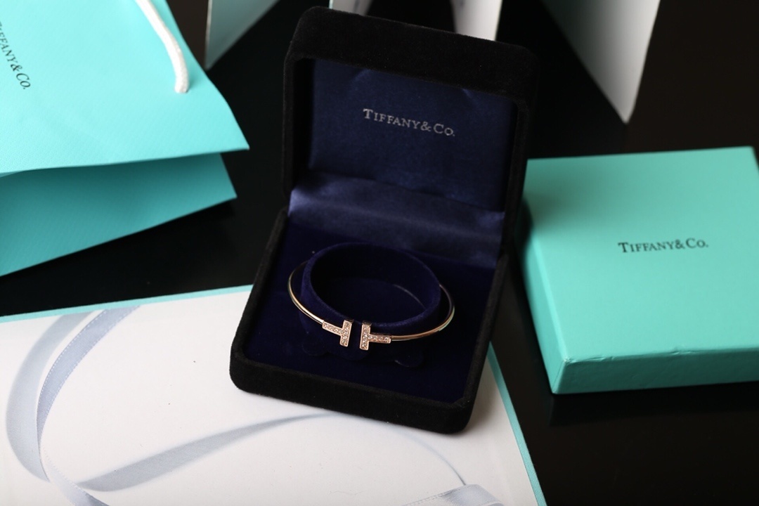 Tiffany & Co. T Wire Bracelet in Rose Gold with Diamonds