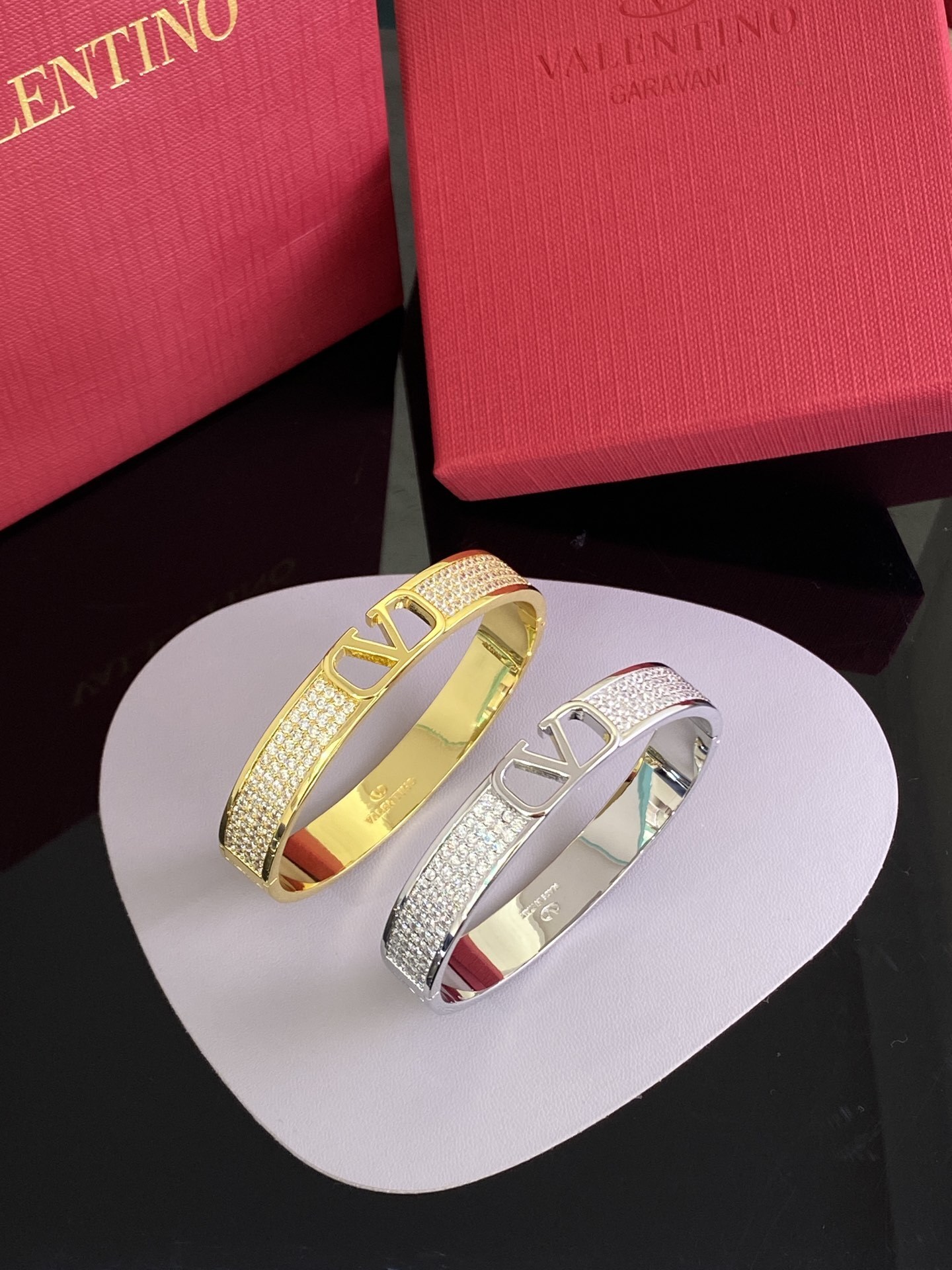 Valentino Inspired Premium Bracelet – Luxury Design