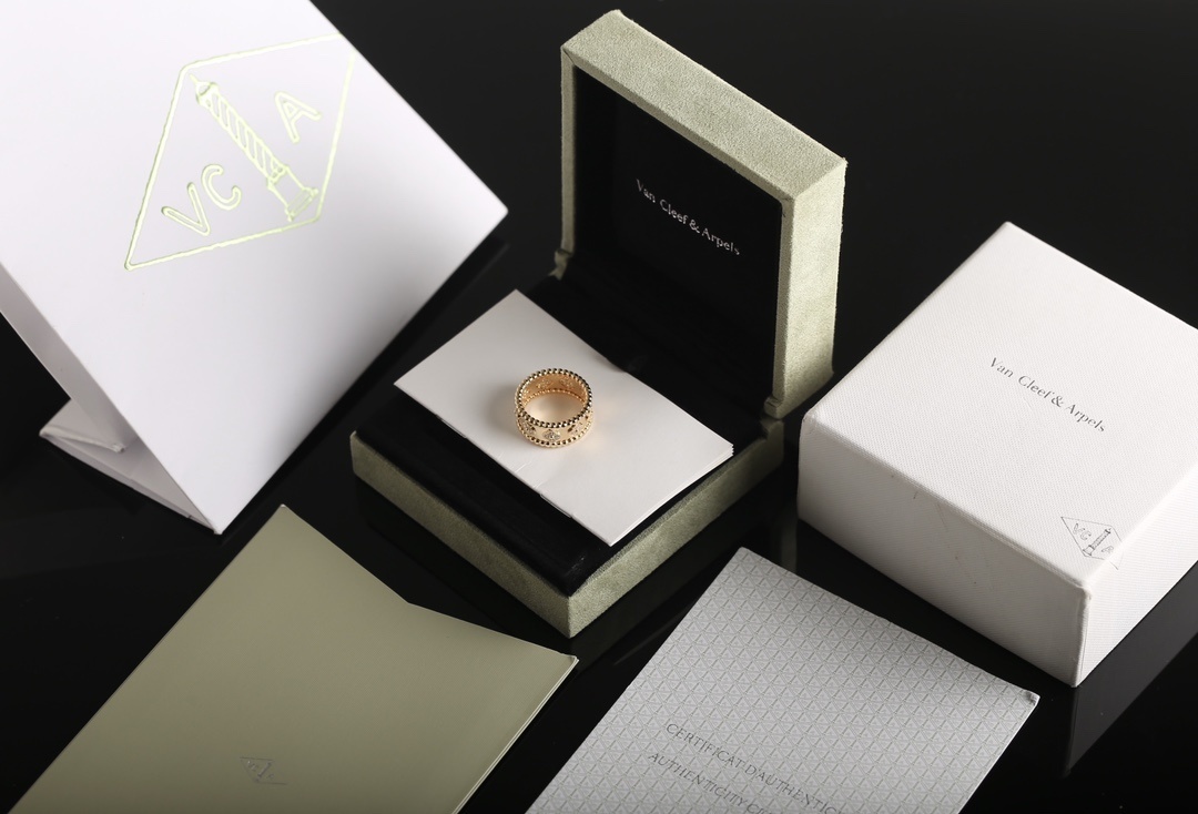 VCA Rose Gold Alhambra Ring – Van Cleef & Arpels Rose Gold Alhambra