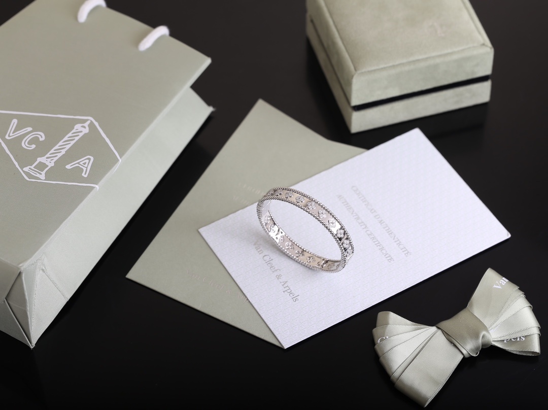 lucky Van Cleef Silver Alhambra Diamond Bracelet – Van Cleef Silver