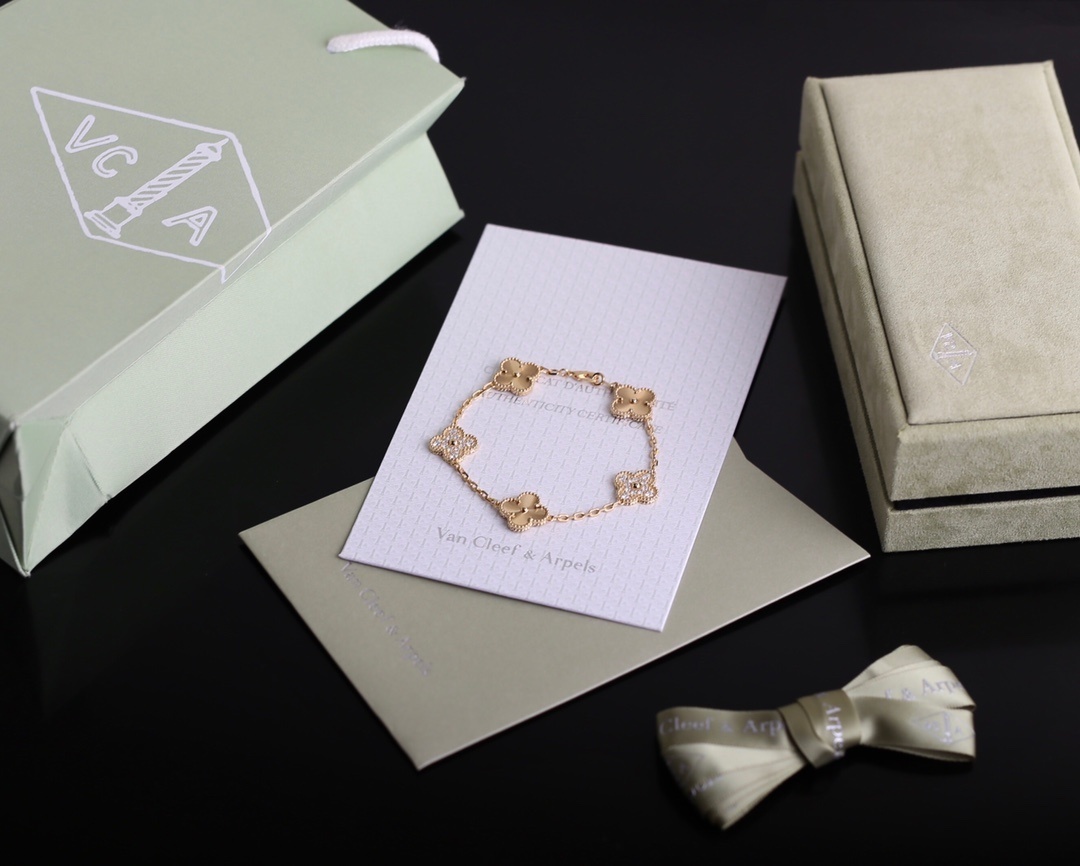 Van Cleef Alhambra Yellow Gold Diamond Bracelet