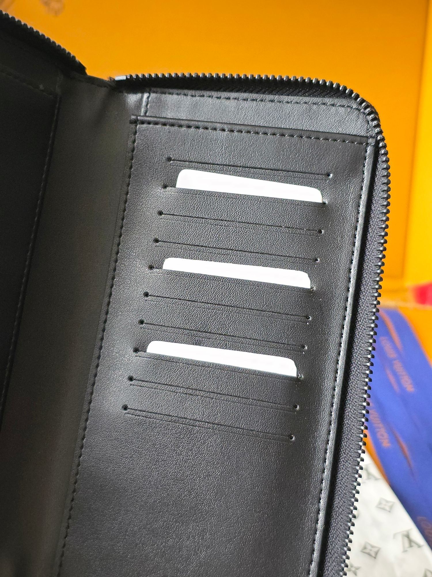 Louis Vuitton Black Zippy XL Wallet - Leather