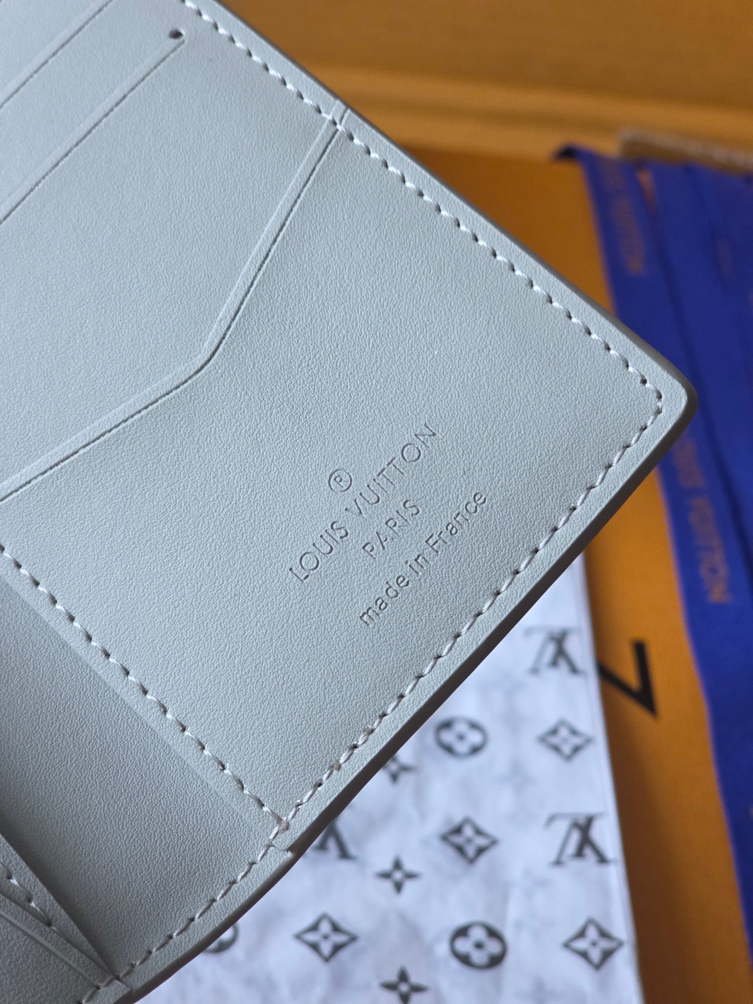 leather Louis Vuitton Gray Card Case - Louis Vuitton Gray Leather Card