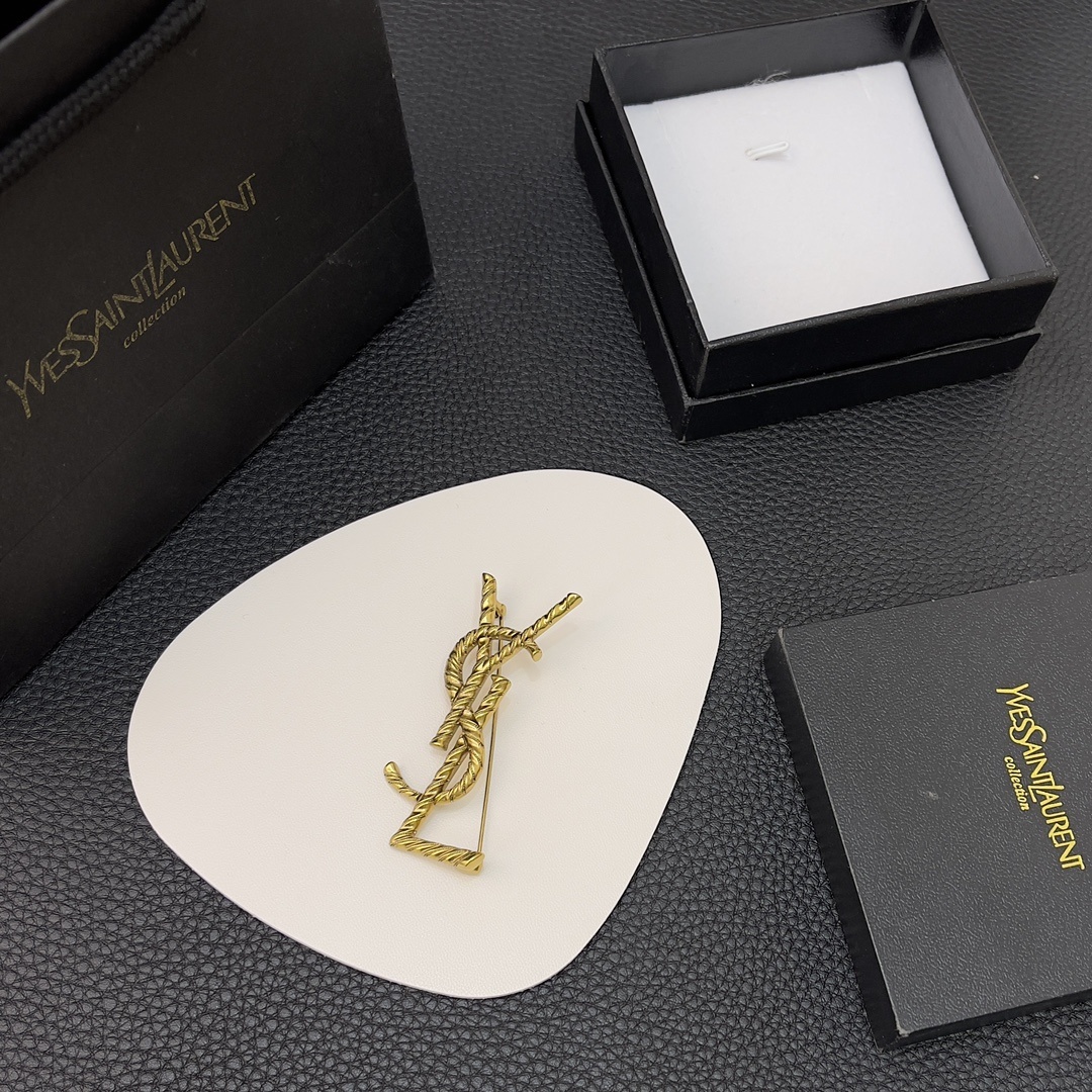 YSL Gold Twisted Brooch – Saint Laurent Vintage Pin