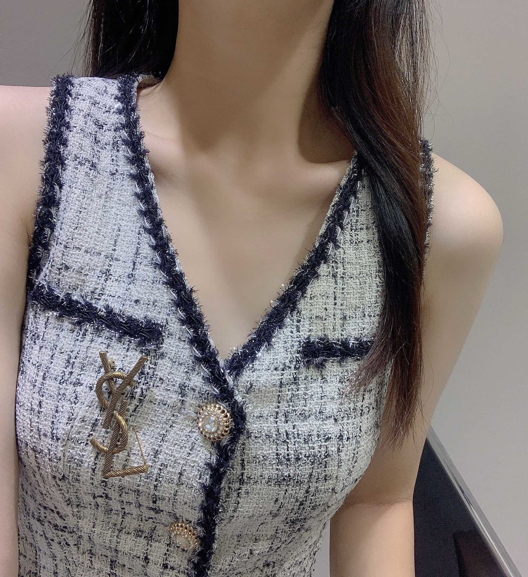 designer pin Saint Laurent Bronze YSL Brooch