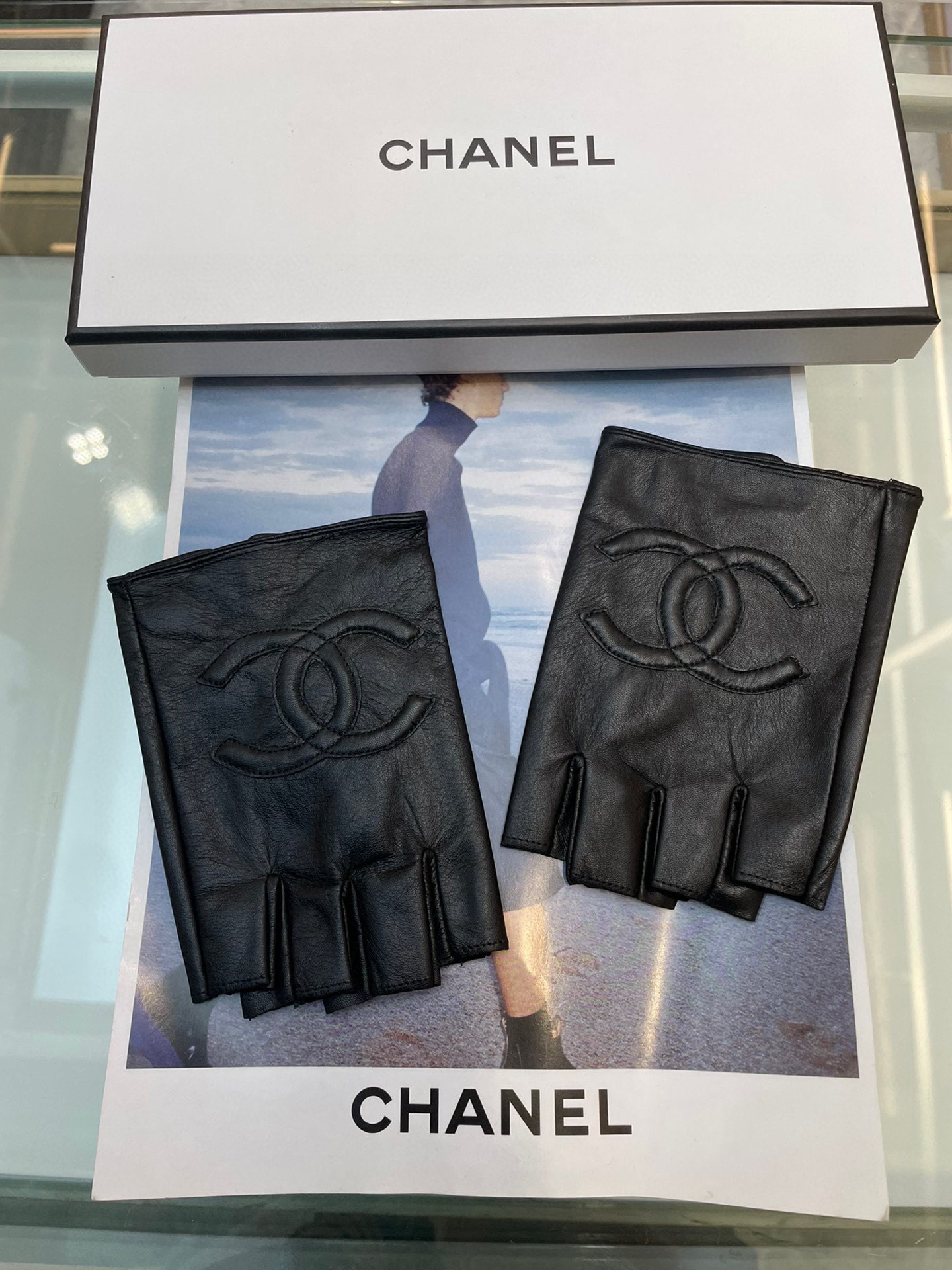 Chanel Black Leather Fingerless Gloves logo – Chanel Black Leather