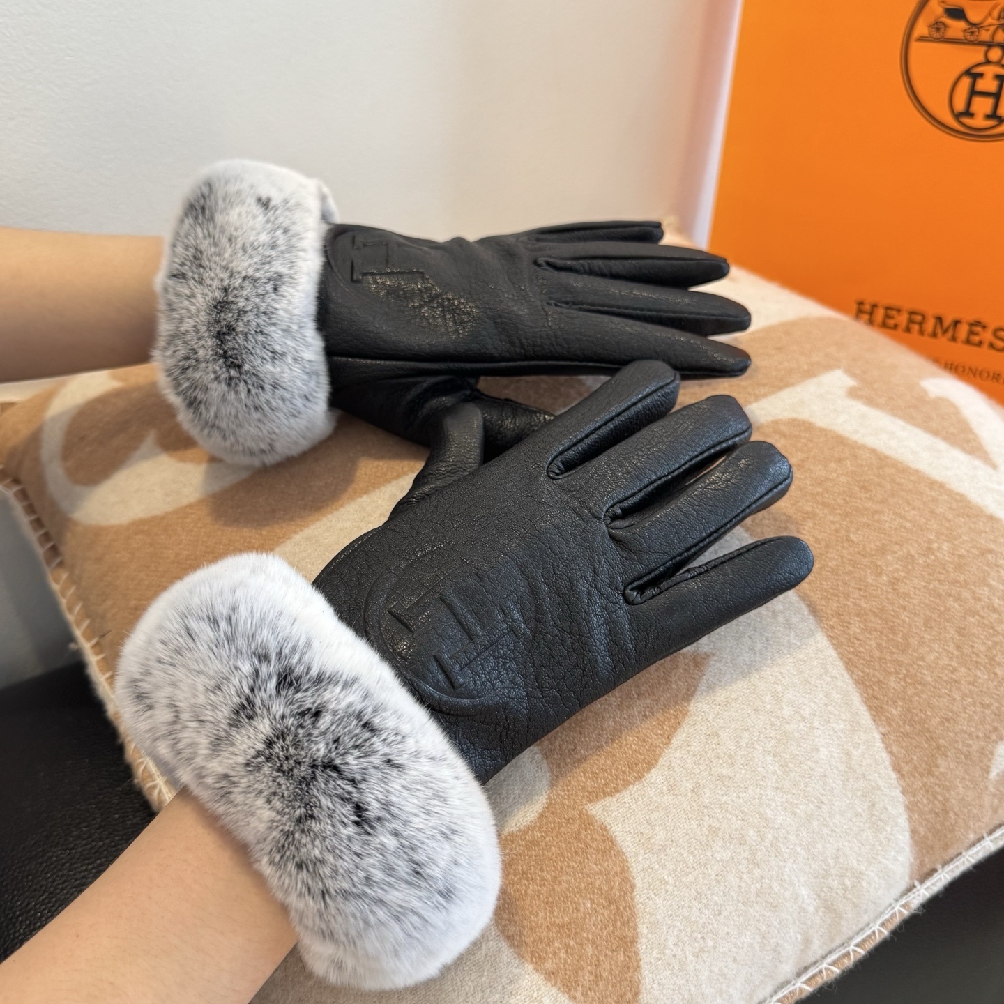 Hermès Black Leather Fur Gloves