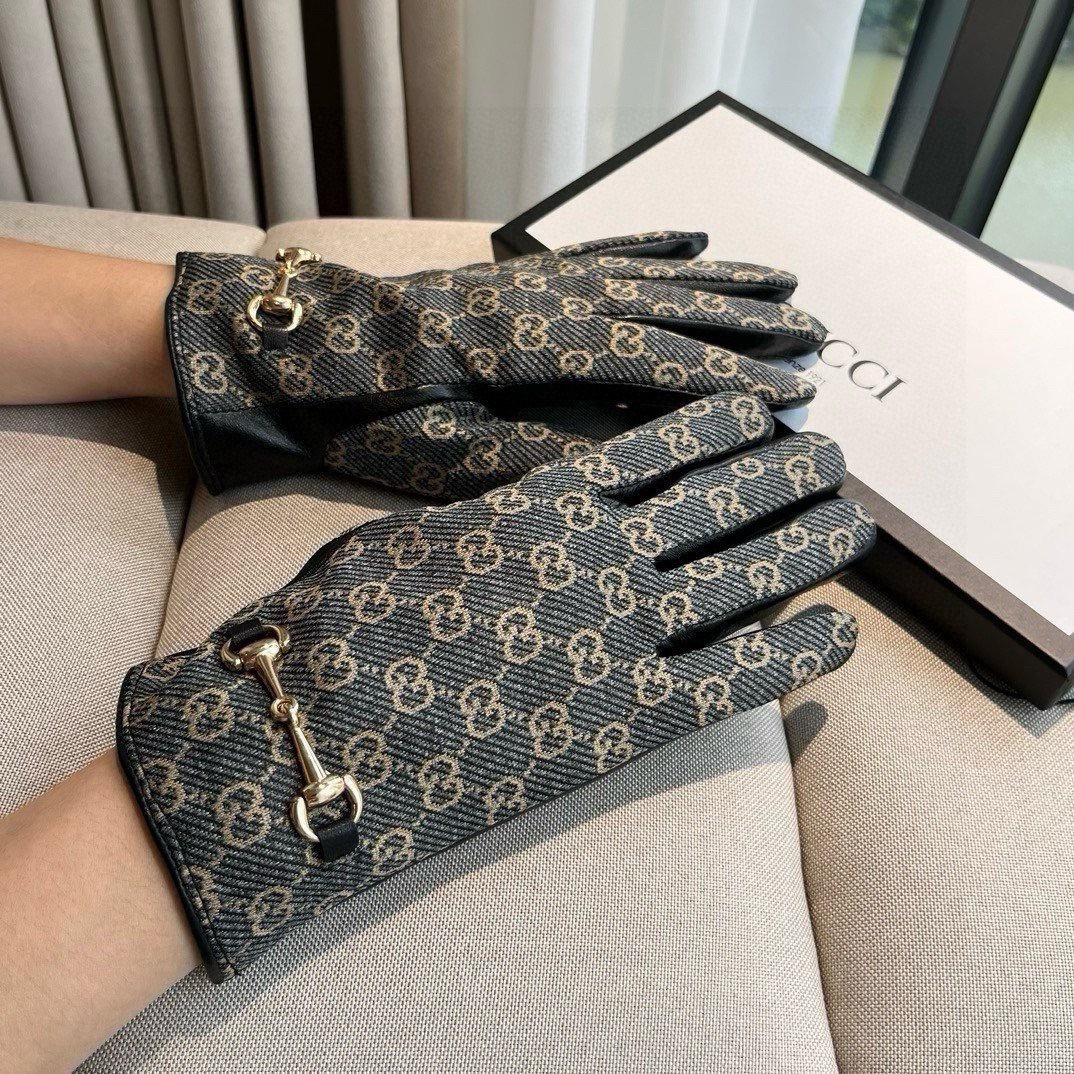 gold Gucci Denim GG Logo Gloves – Gucci Denim GG Logo Gloves – Gold