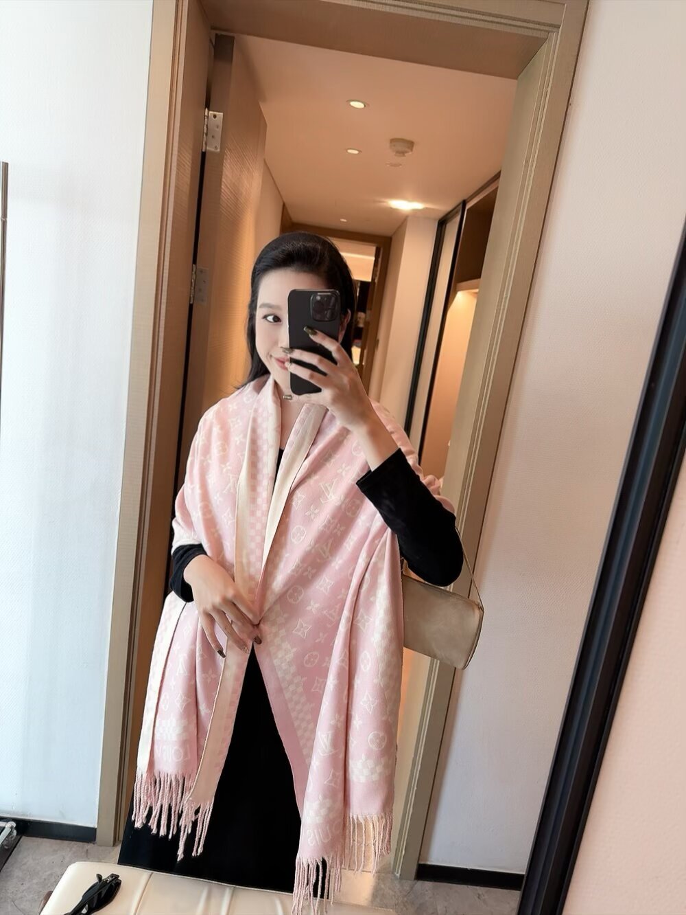monogram wool Louis Vuitton Pink Shawl