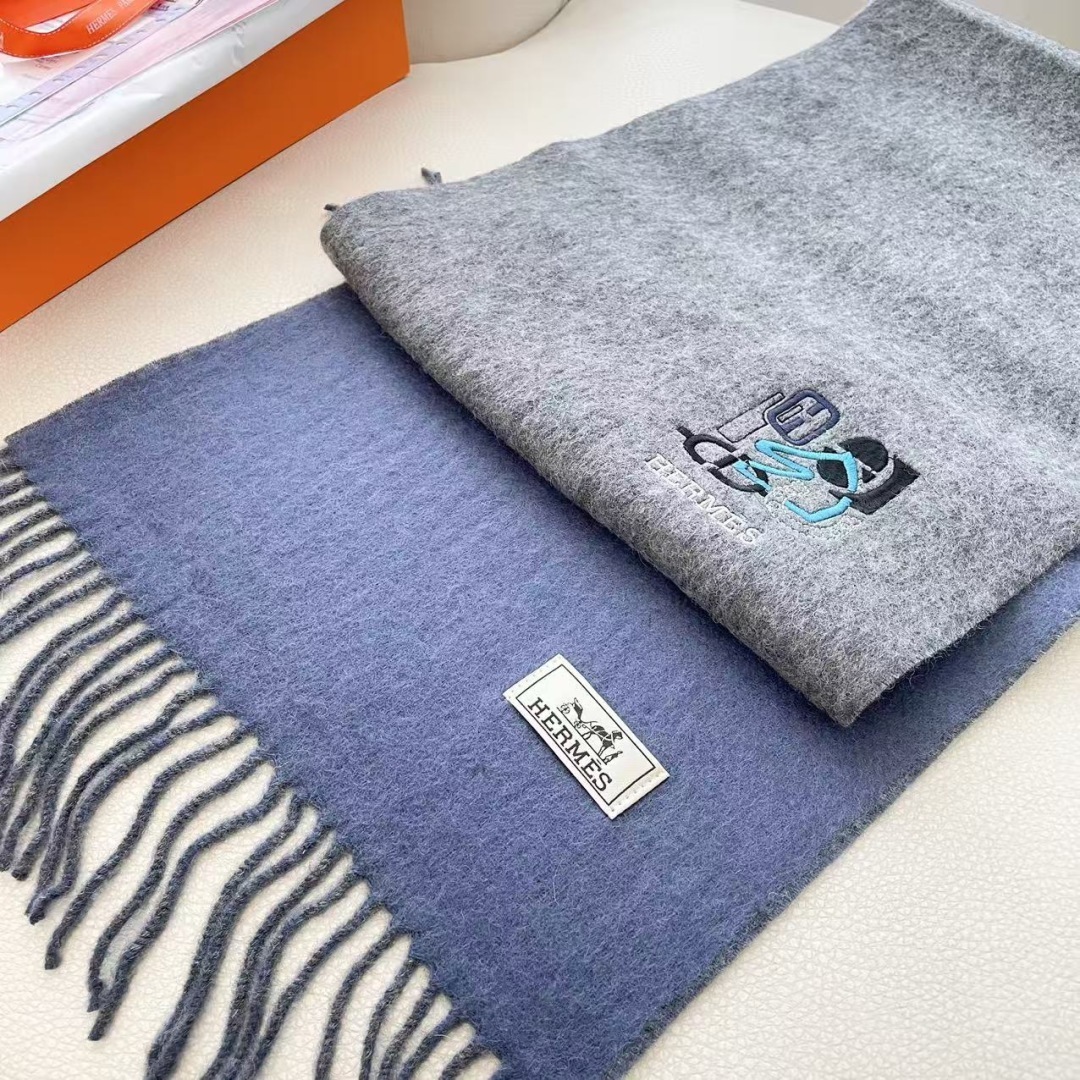 Hermès Grey Blue Wool Scarf embroidered logo