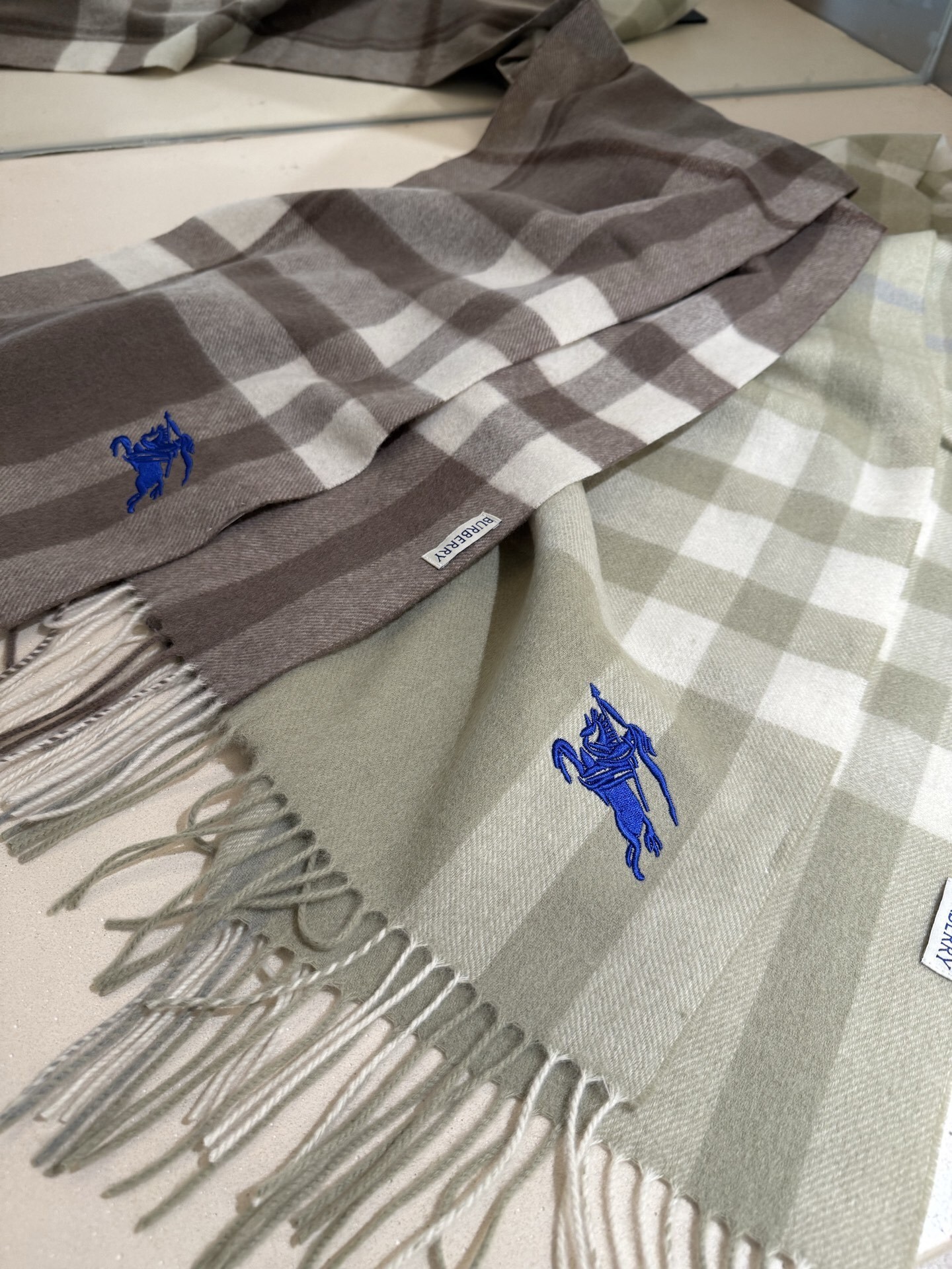 equestrian logo Burberry Check Wool Scarf – Burberry Check Wool Scarf