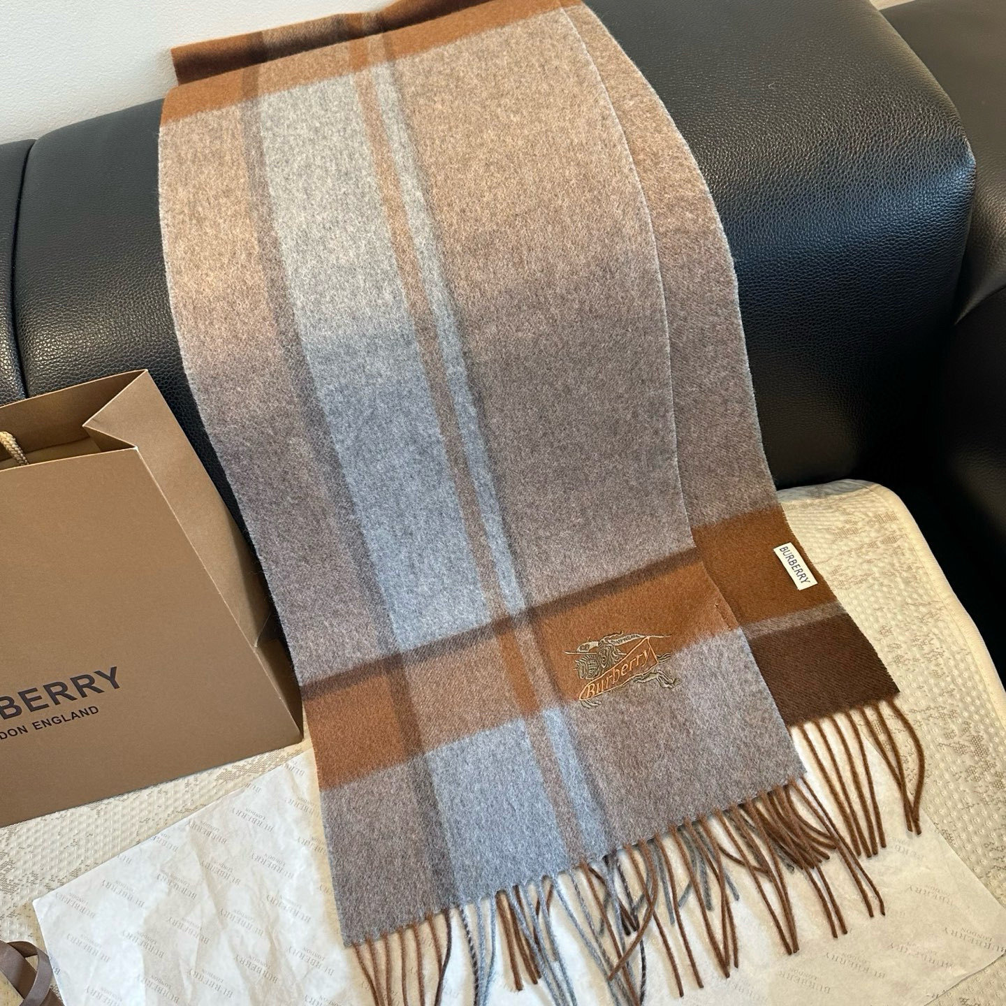 tassel Burberry Brown Check Wool Scarf – Burberry Brown Check Wool