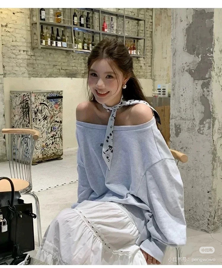 Chanel Silk Black White Bandana – Chanel Black & White Silk Bandana