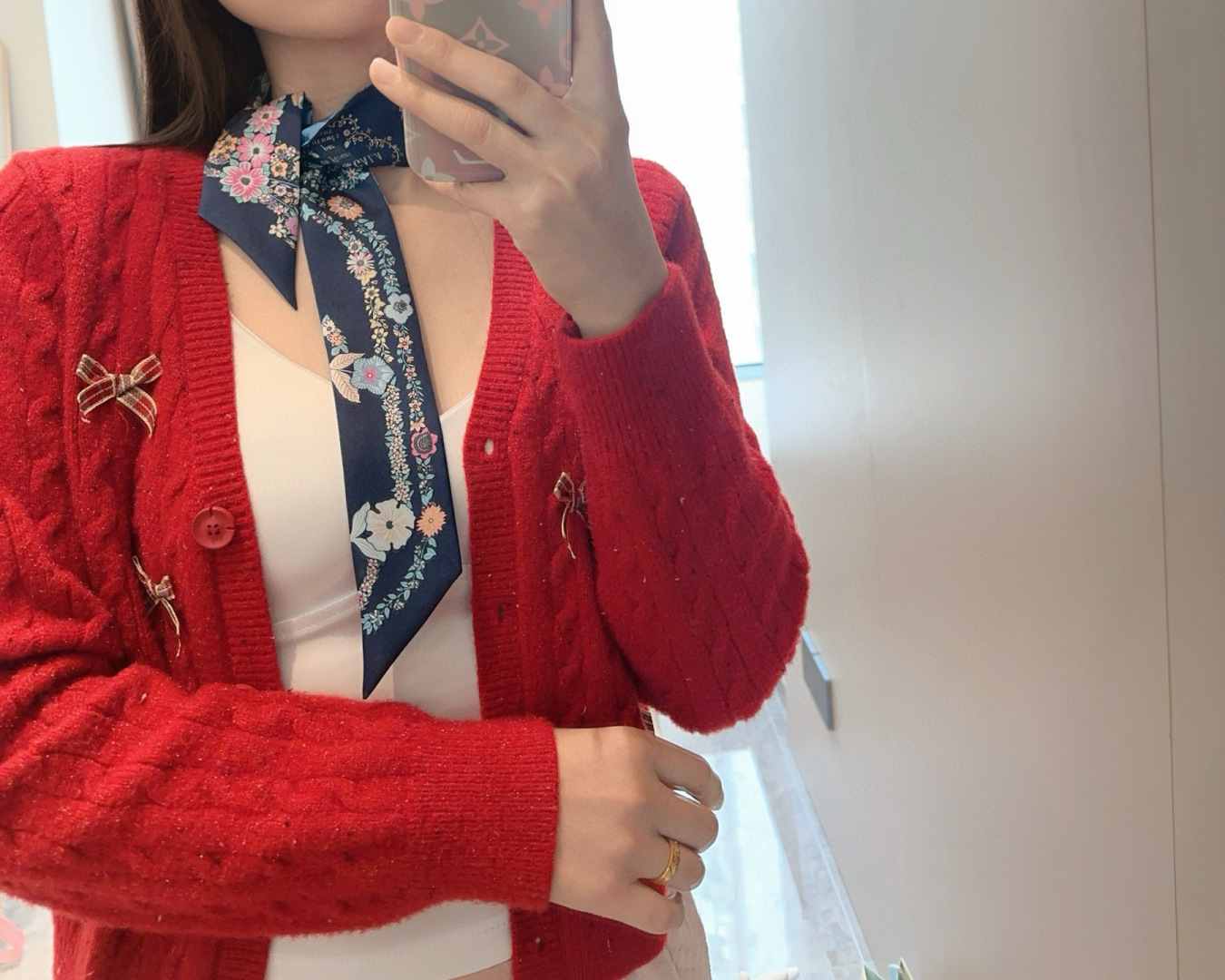 Hermès Floral Navy Silk Twilly Scarf – Designer Accessory