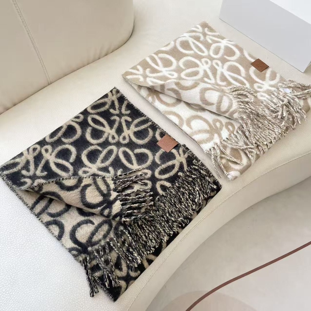 Loewe Anagram Wool Scarf fringed – Loewe Anagram Wool Scarf – Beige &