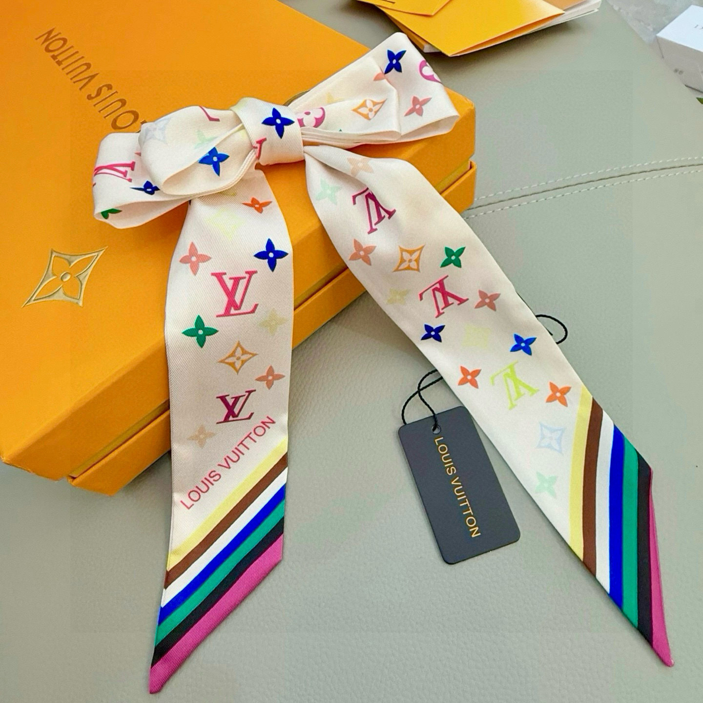 ribbon Louis Vuitton Multicolor Silk Bandeau – Louis Vuitton
