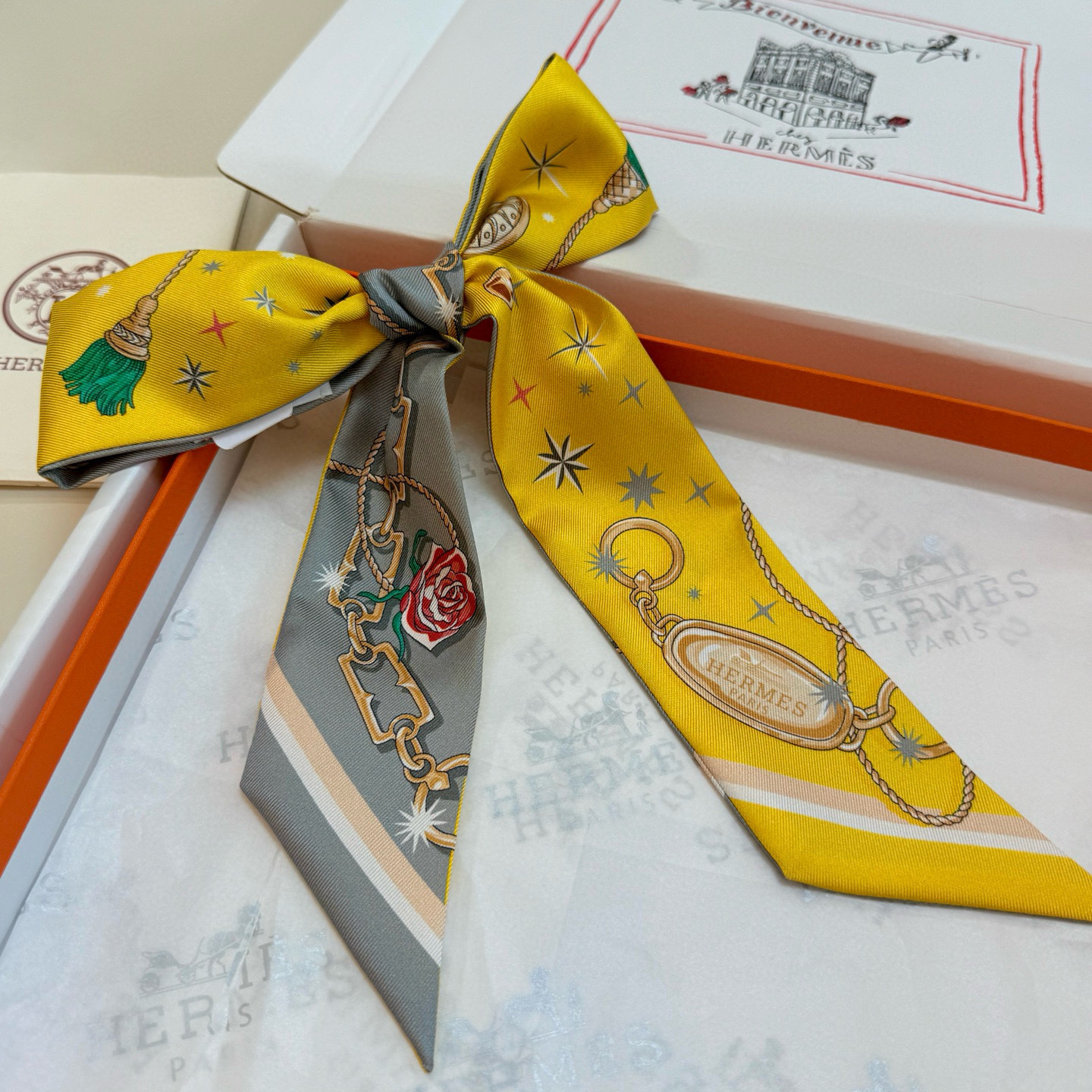 scarf Hermes Yellow Silk Twilly – Hermes Yellow Silk Twilly Scarf