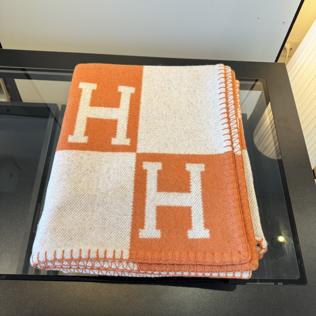 avalon Hermès Orange Ecru Wool Blanket – Hermès Avalon III Orange/Ecru