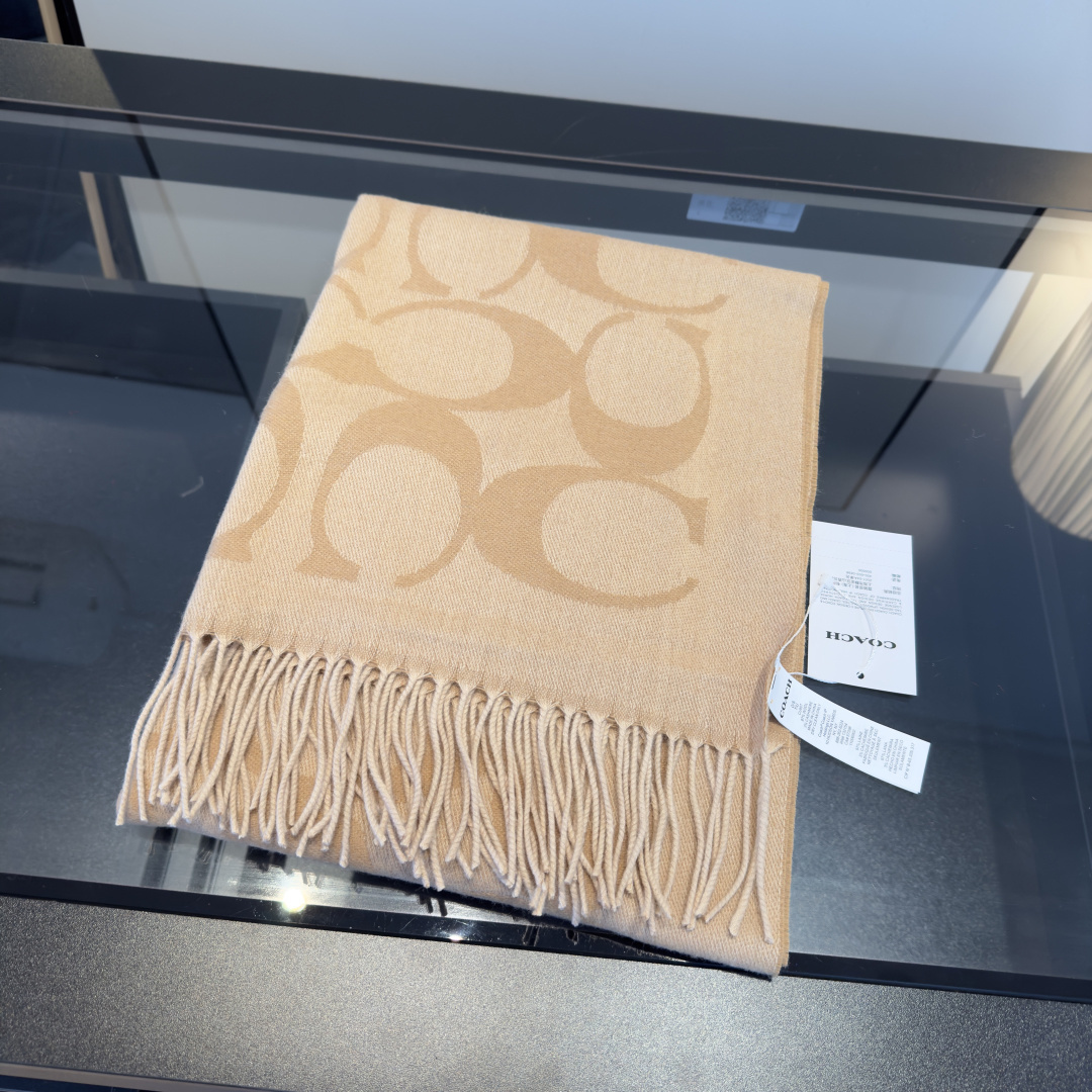 signature fringe Coach Tan Wool Scarf – Coach Signature Tan Wool Scarf