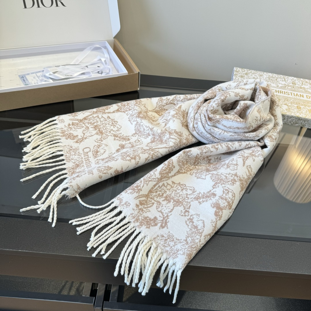 Dior Beige Toile de Jouy Voyage Scarf – Elegant Silk Blend
