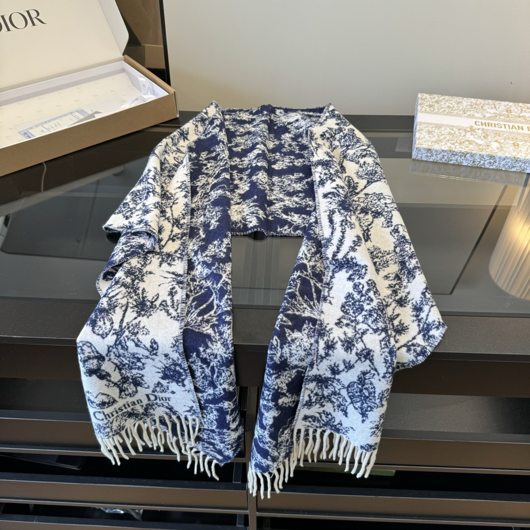 christian Dior Blue Toile Cashmere Scarf – Christian Dior Blue Toile