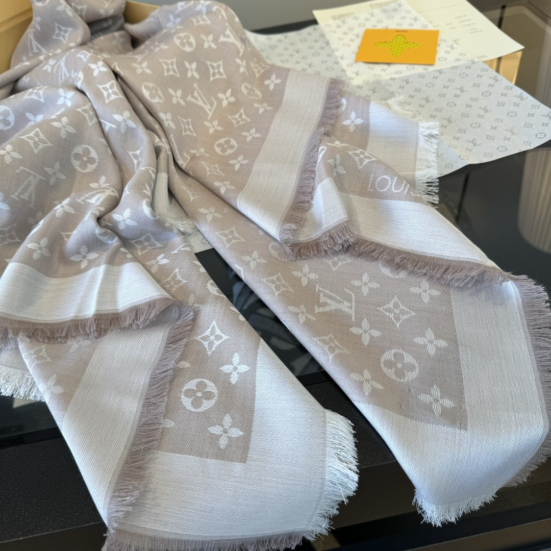 fringed Louis Vuitton Beige Monogram Scarf – Louis Vuitton Beige