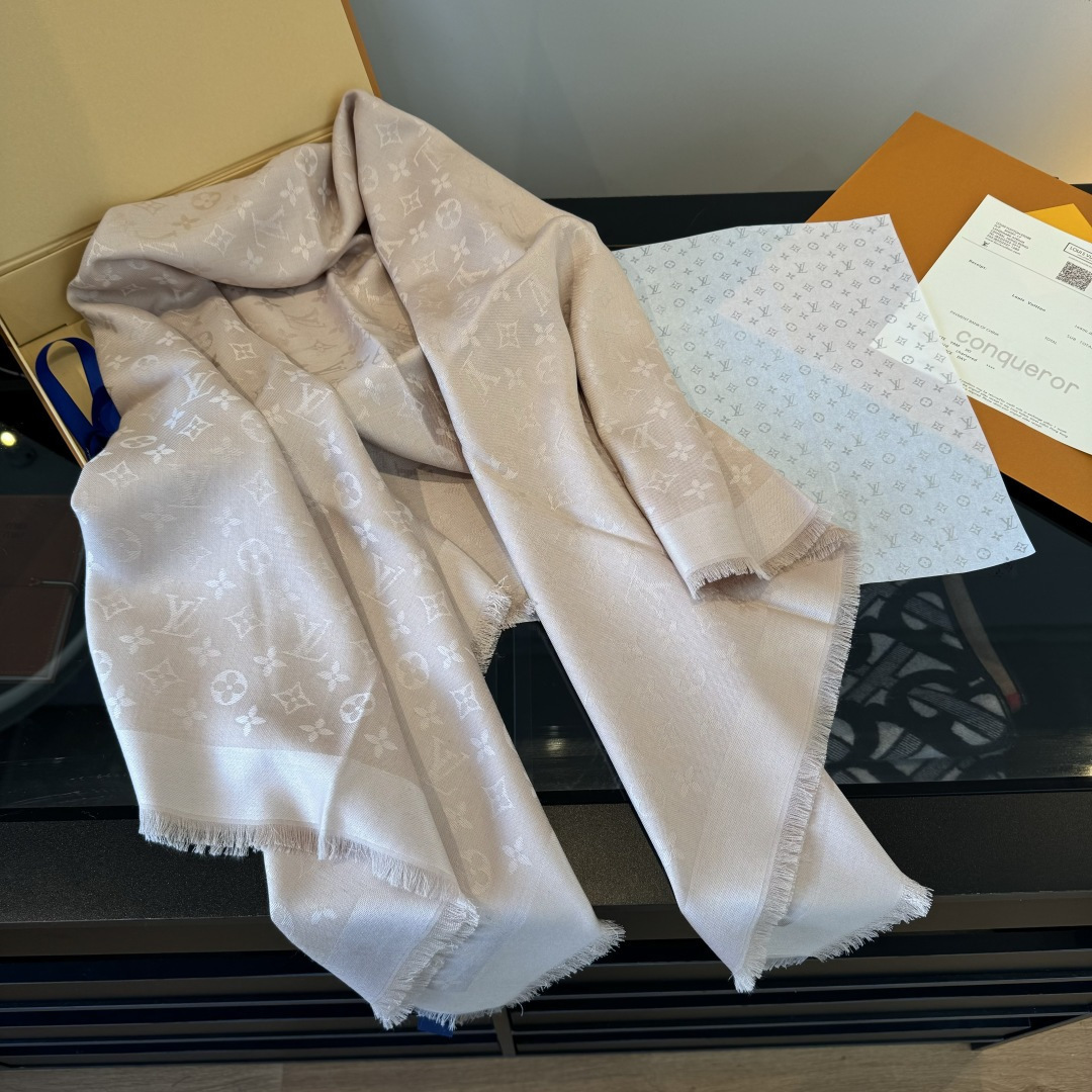 silk wool Louis Vuitton Pink Monogram Shawl – Louis Vuitton Pink