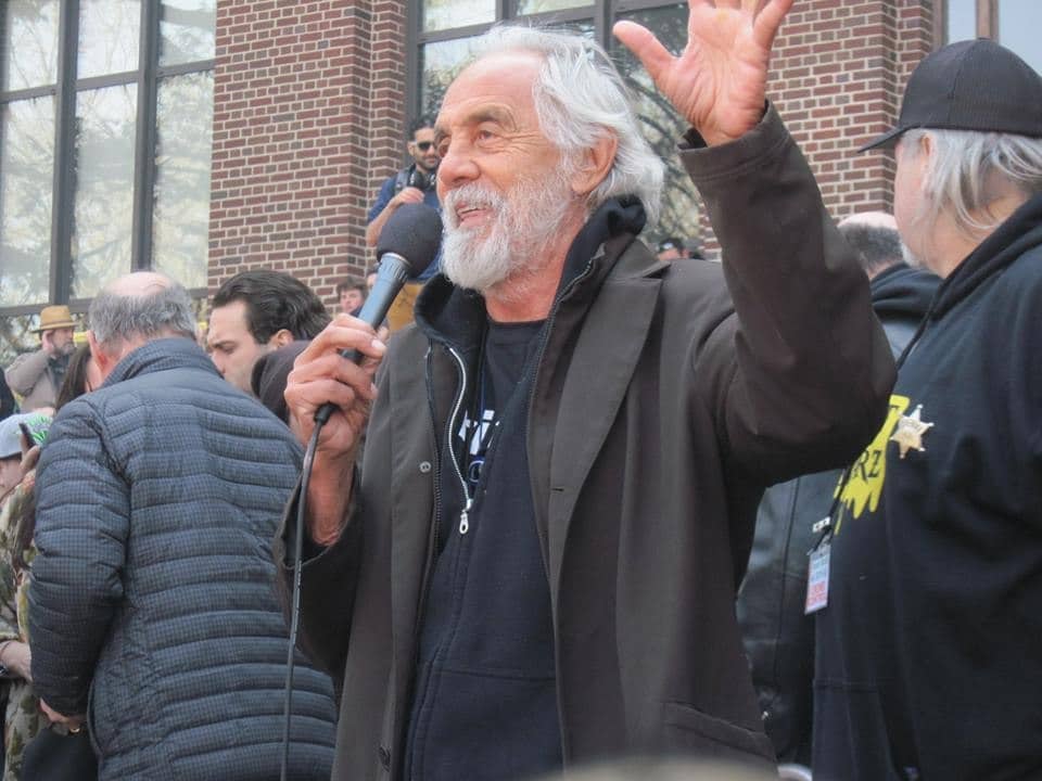 Free Crack Pipes? Time to Pardon Tommy Chong | The Libertarian Institute