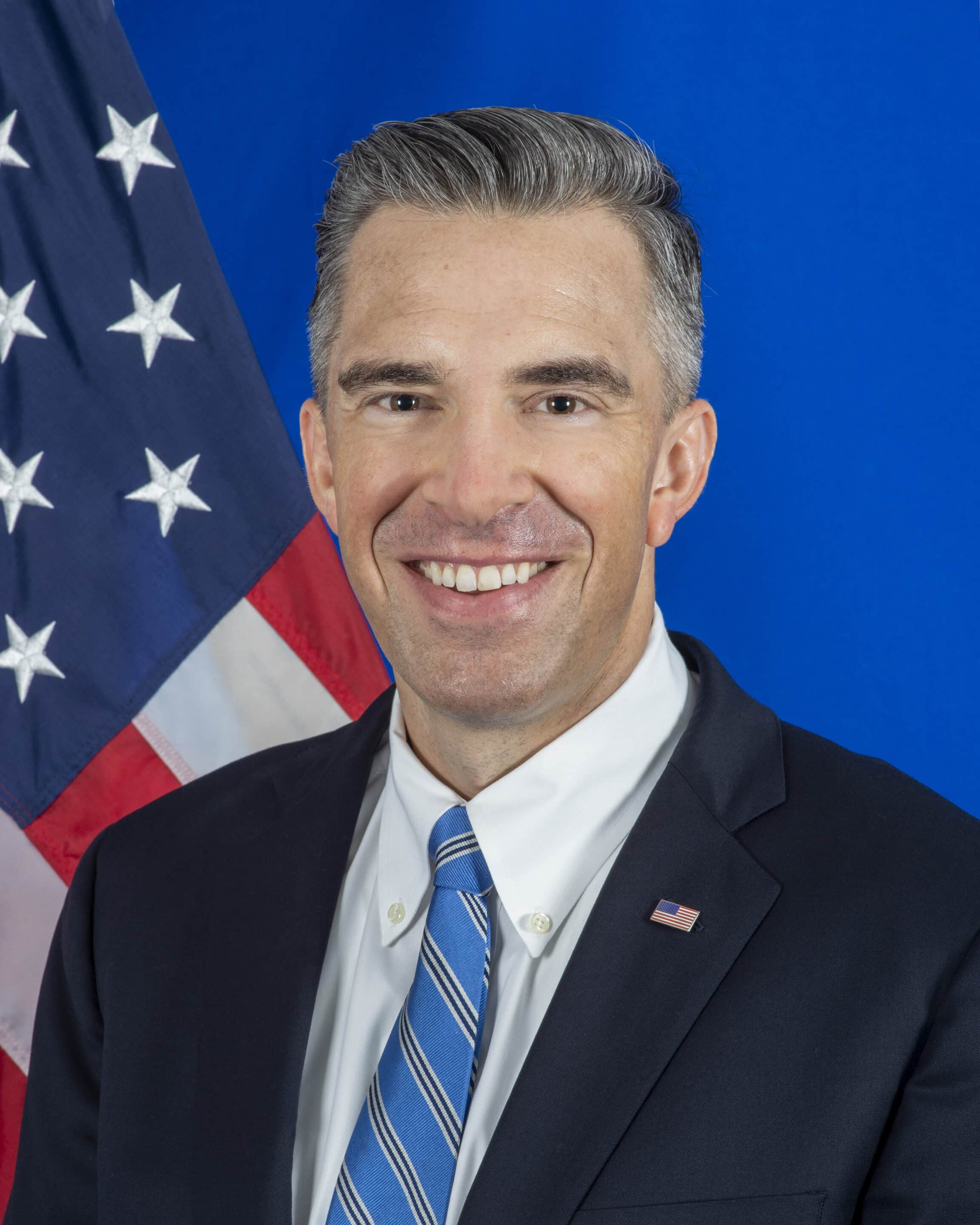 assistant secretary of state for intelligence and research brett holmgren official portrait