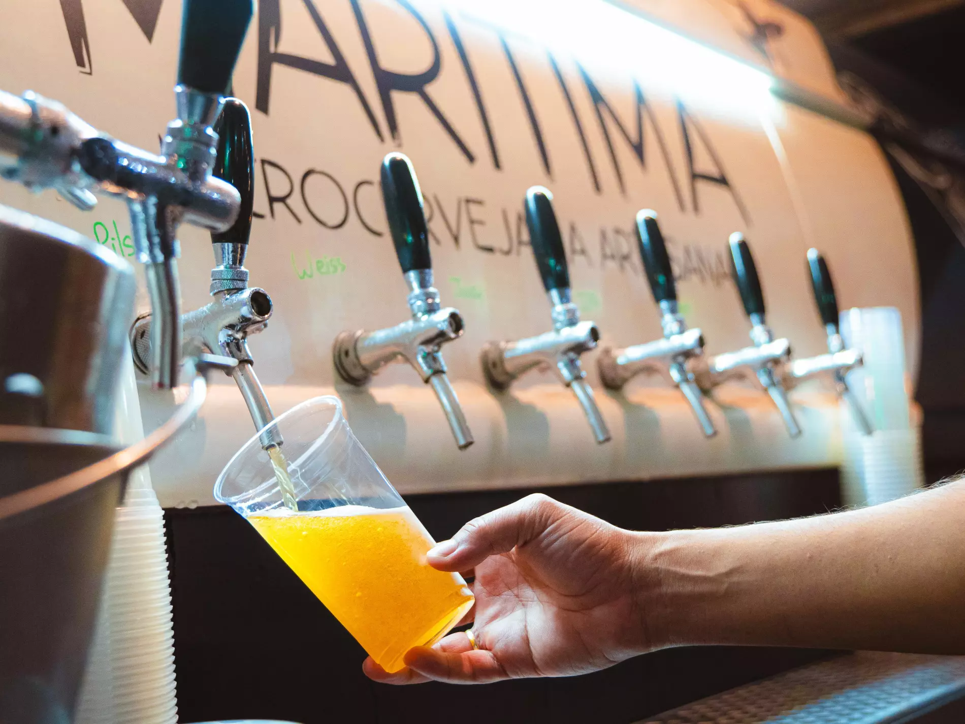 Festival de Cerveja Artesanal de São Sebastião reúne cervejarias, gastronomia e música em Boiçucanga