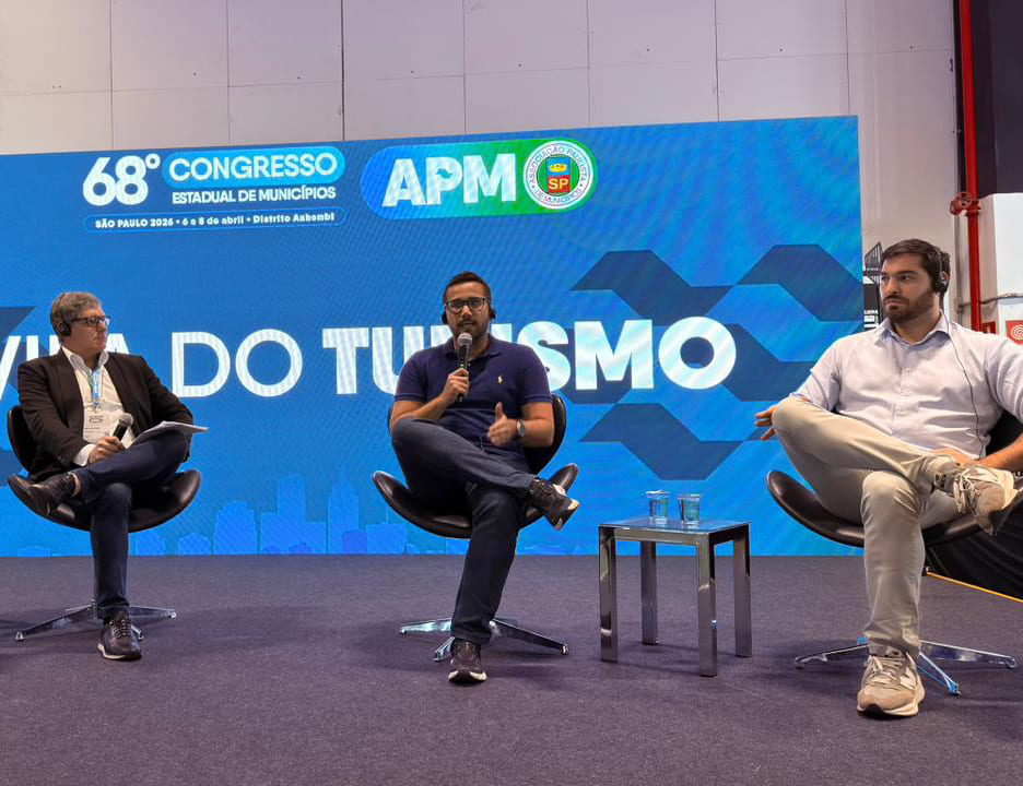 São Sebastião participa de congresso estadual de turismo e apresenta case ‘Verão Show’