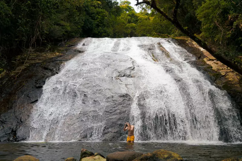 Trilha e Cachoeira das Sete Quedas