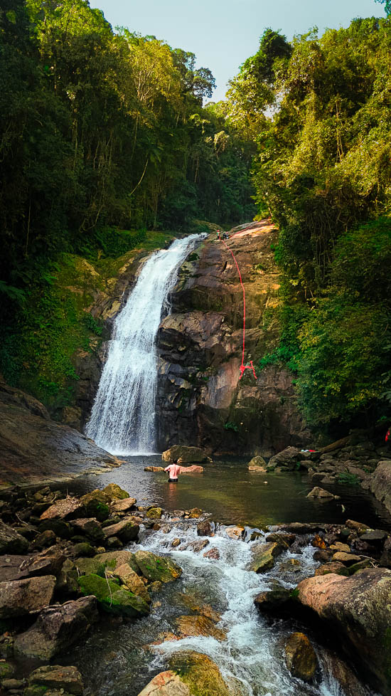 Trilha e Cachoeira Ribeirão de Itú
