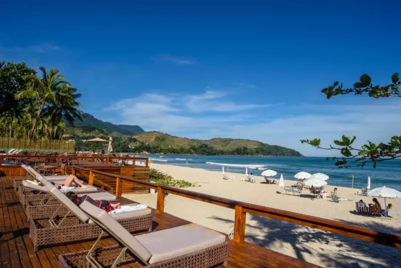 Coconuts Maresias Hotel
