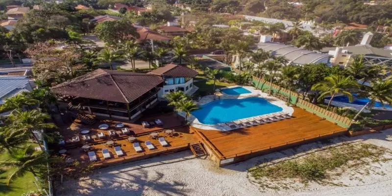 Coconuts Maresias Hotel