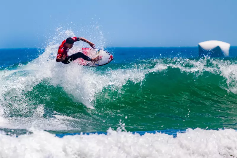 Tributo Agatha Cristine de Surf