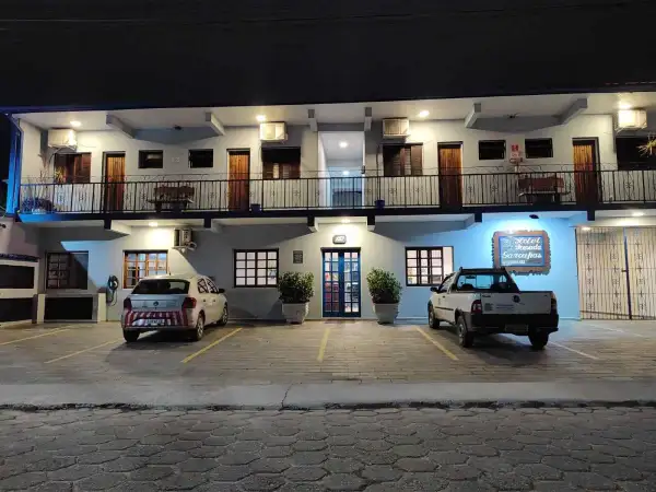 HOTEL POUSADA GAROUPAS LTDA ME