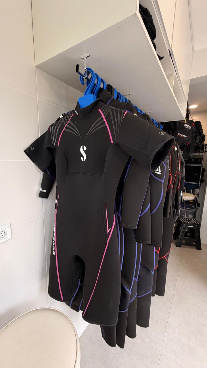 DiveLOvers - Dive Center