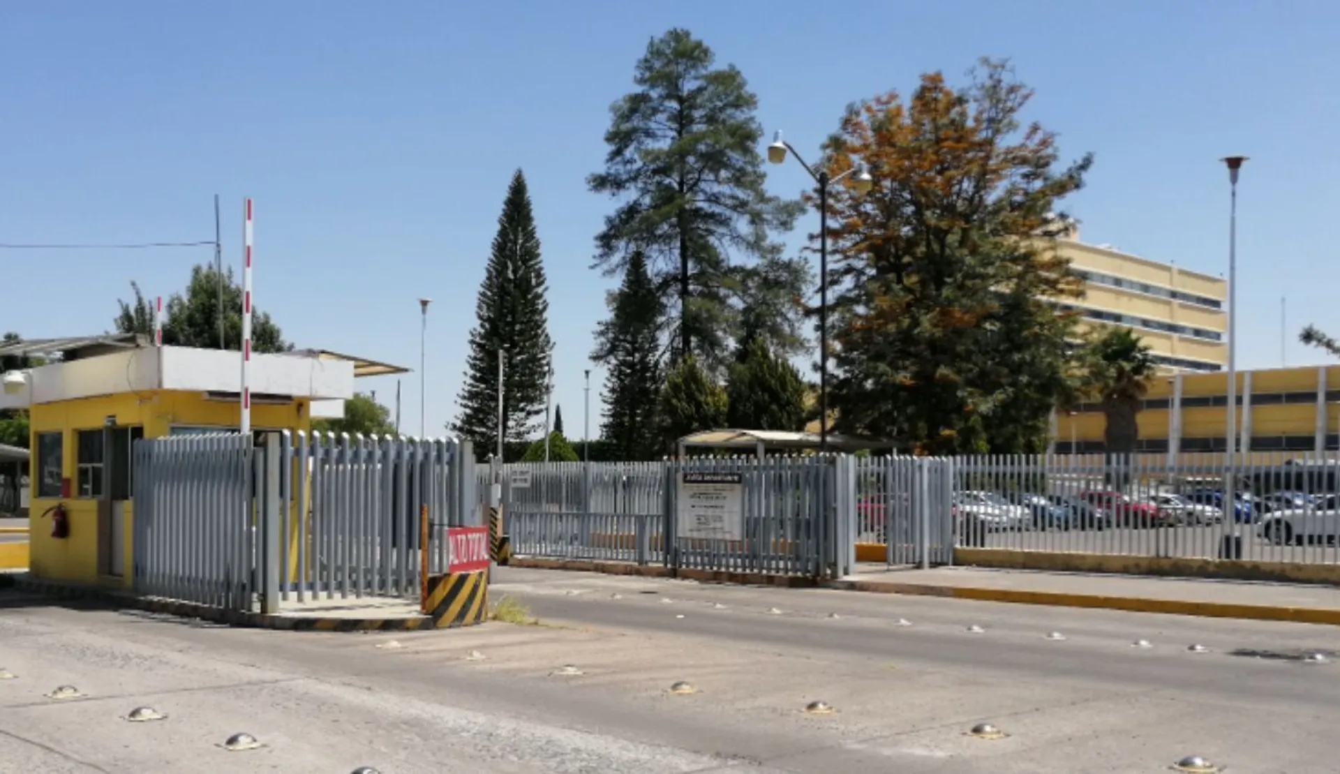 Fallece un tercer jubilado de Pemex, el foco de COVID- 19 se concentra en Salamanca con 25 casos
