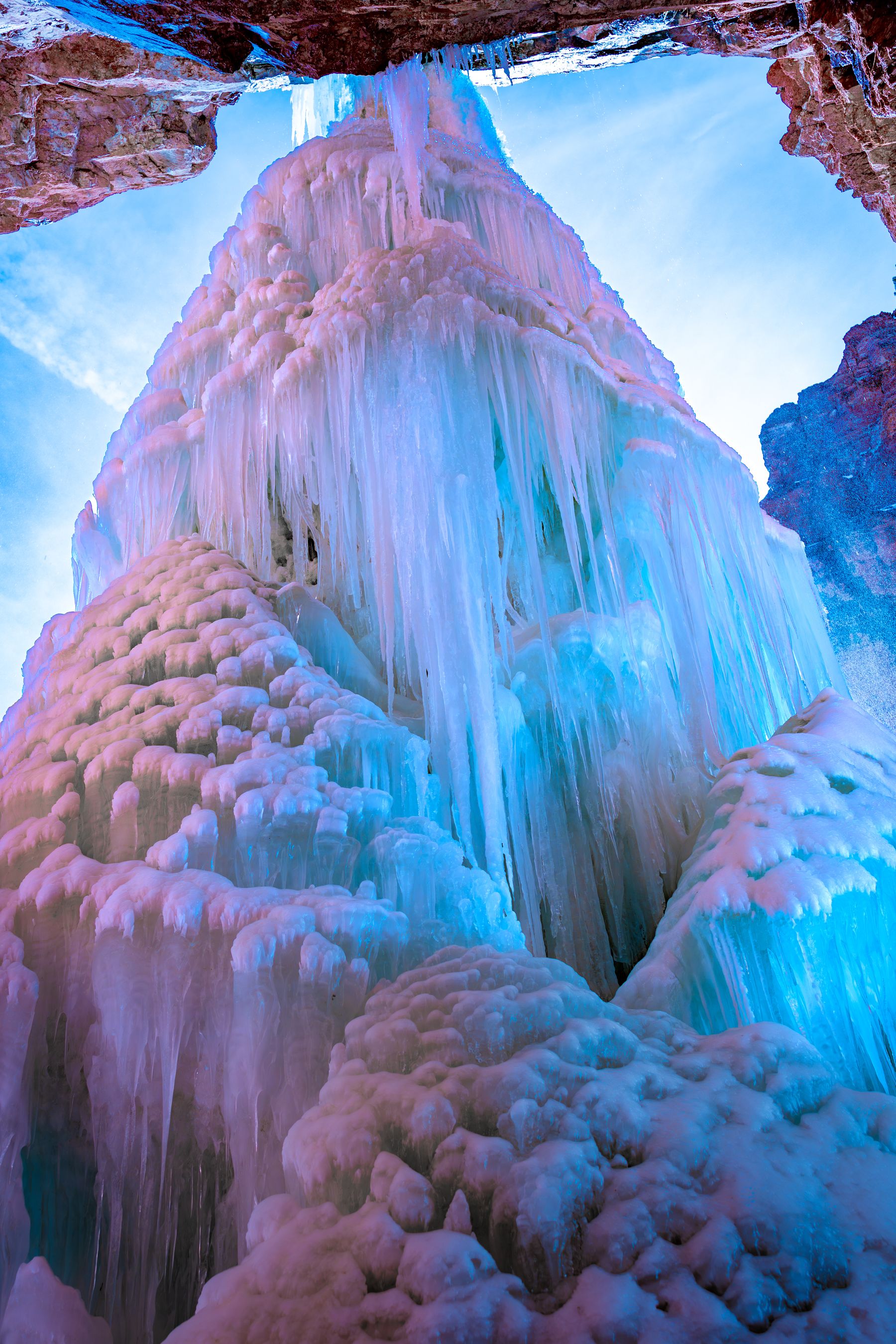 Cornet Creek Falls, Frozen