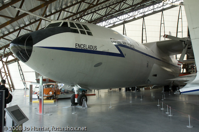 An airplane: Shorts  Belfast taken during RAF Cosford museum visit, 09-07-2008