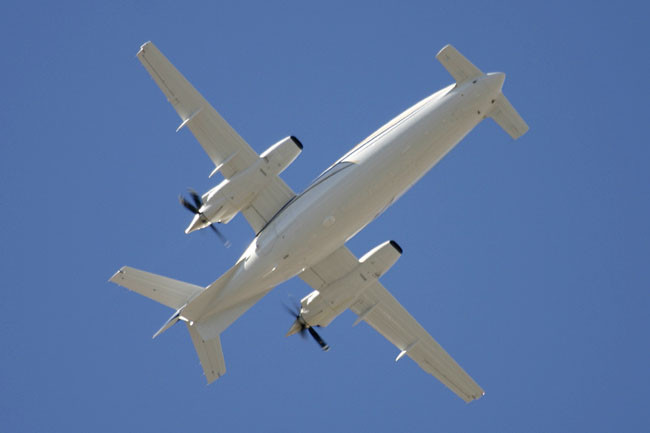 An airplane: Piaggio P.180 Avanti taken during Las Vegas, 25/26-10-2006