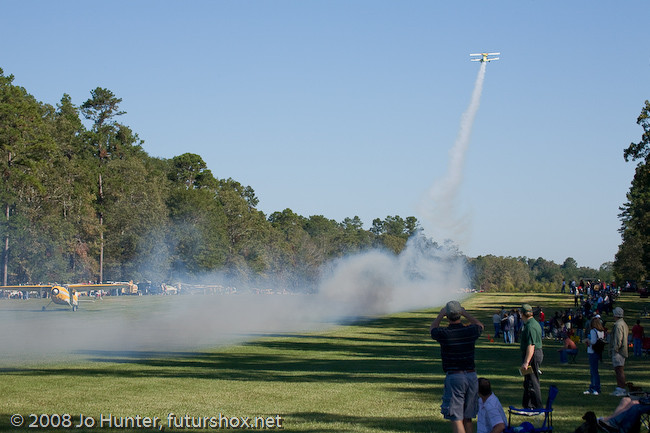 An airplane: EAA  Acrosport 2 taken during Reklaw Fly-In, 24-10-2008