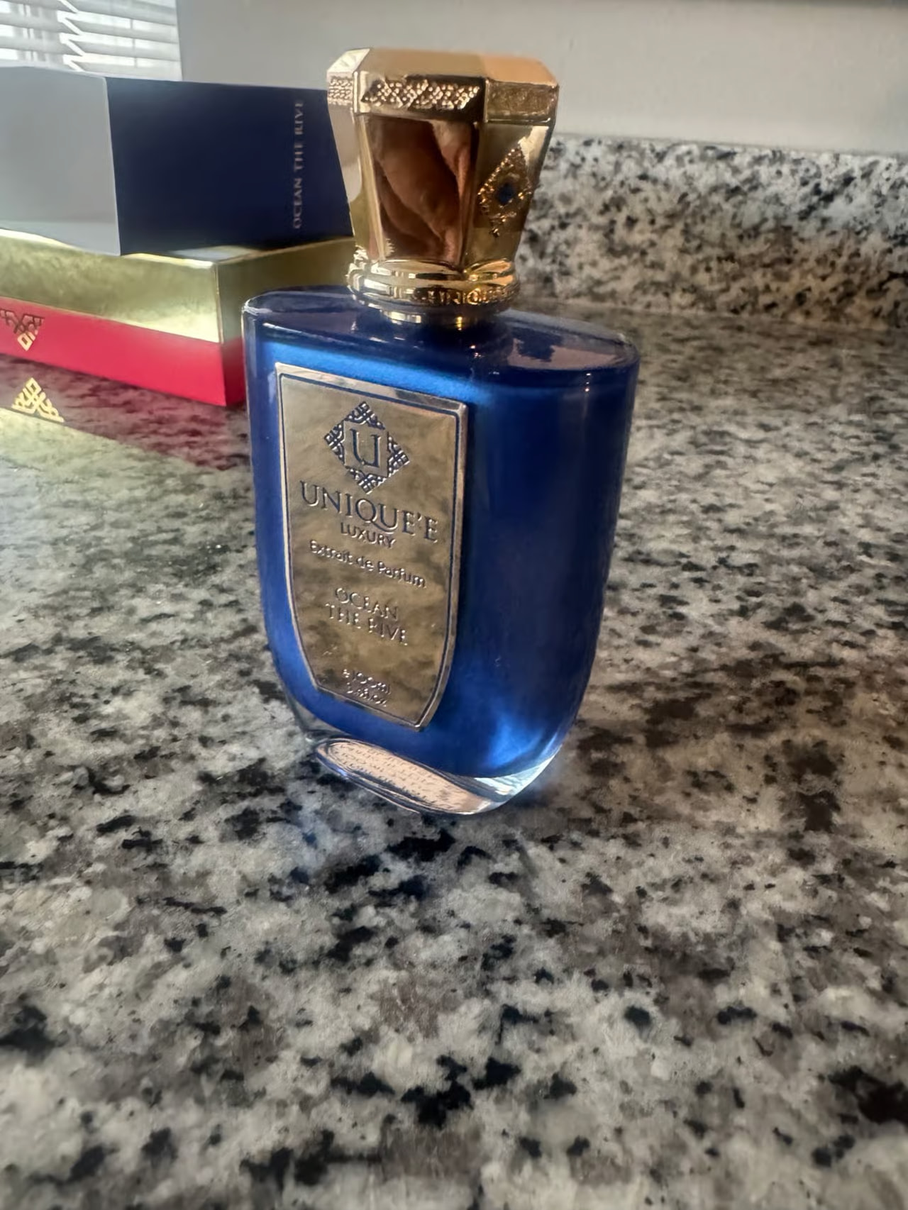 Unique'e Luxury Ocean The Rive 3.4 oz / 100ml Preowned With Packaging thumbnail 3