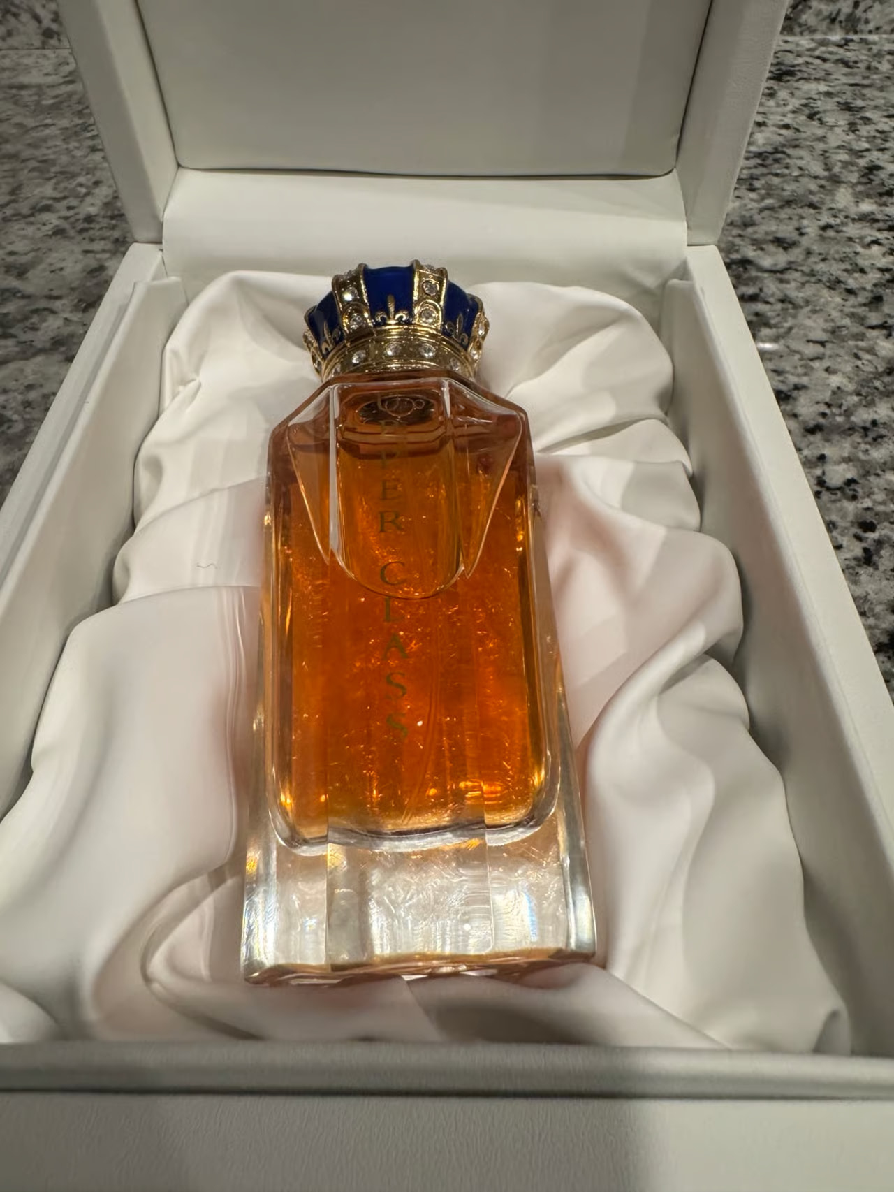Royal Crown Upper Class 3.4 oz / 100ml Preowned With Packaging thumbnail 4
