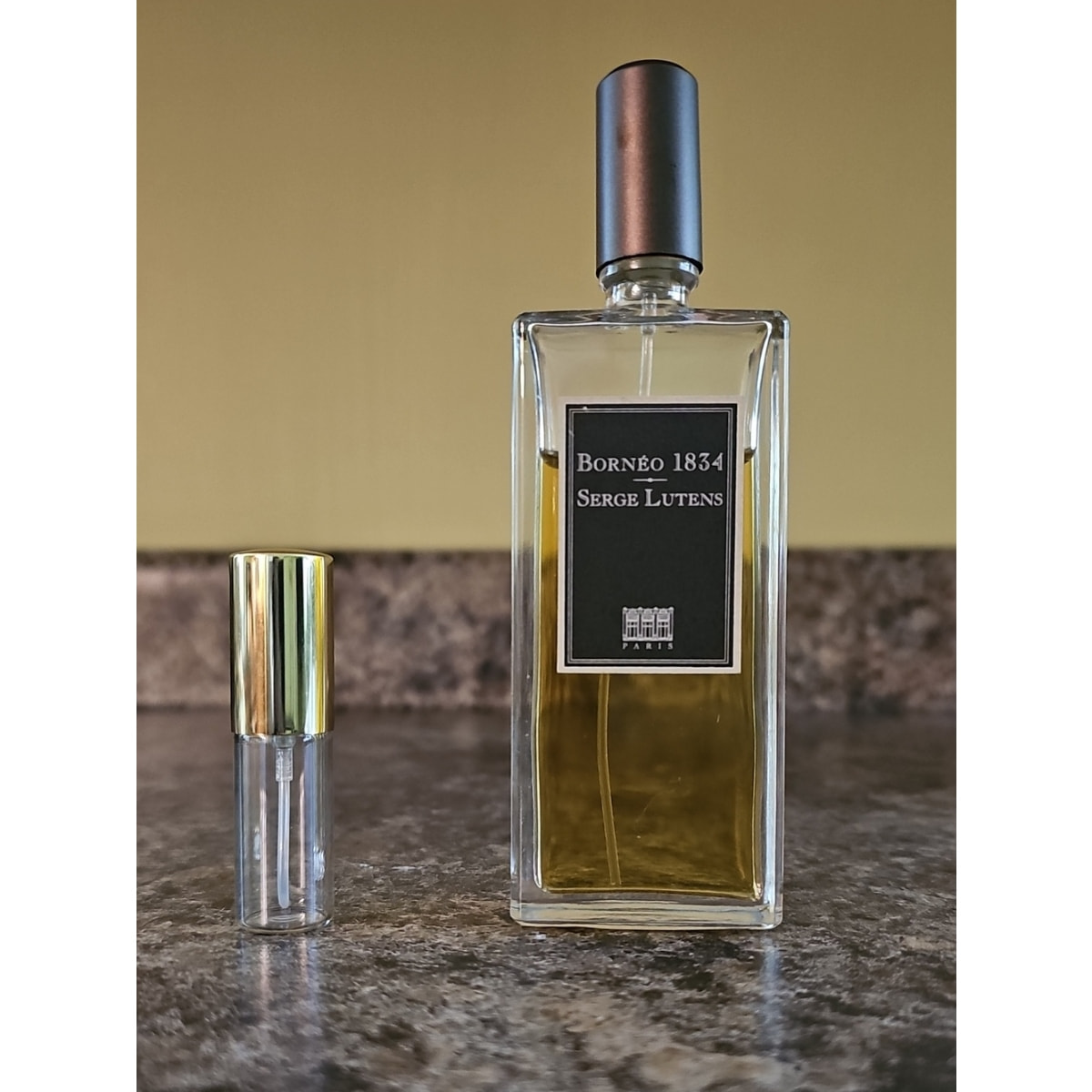 Serge Lutens Borneo 1834 0.16 oz / 5ml Decant image 1