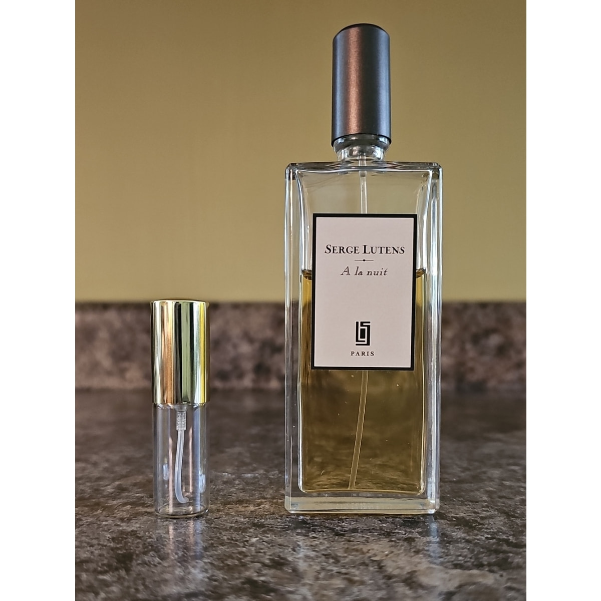 Serge Lutens A La Nuit Serge Lutens perfume 0.16 oz / 5ml Decant image 1