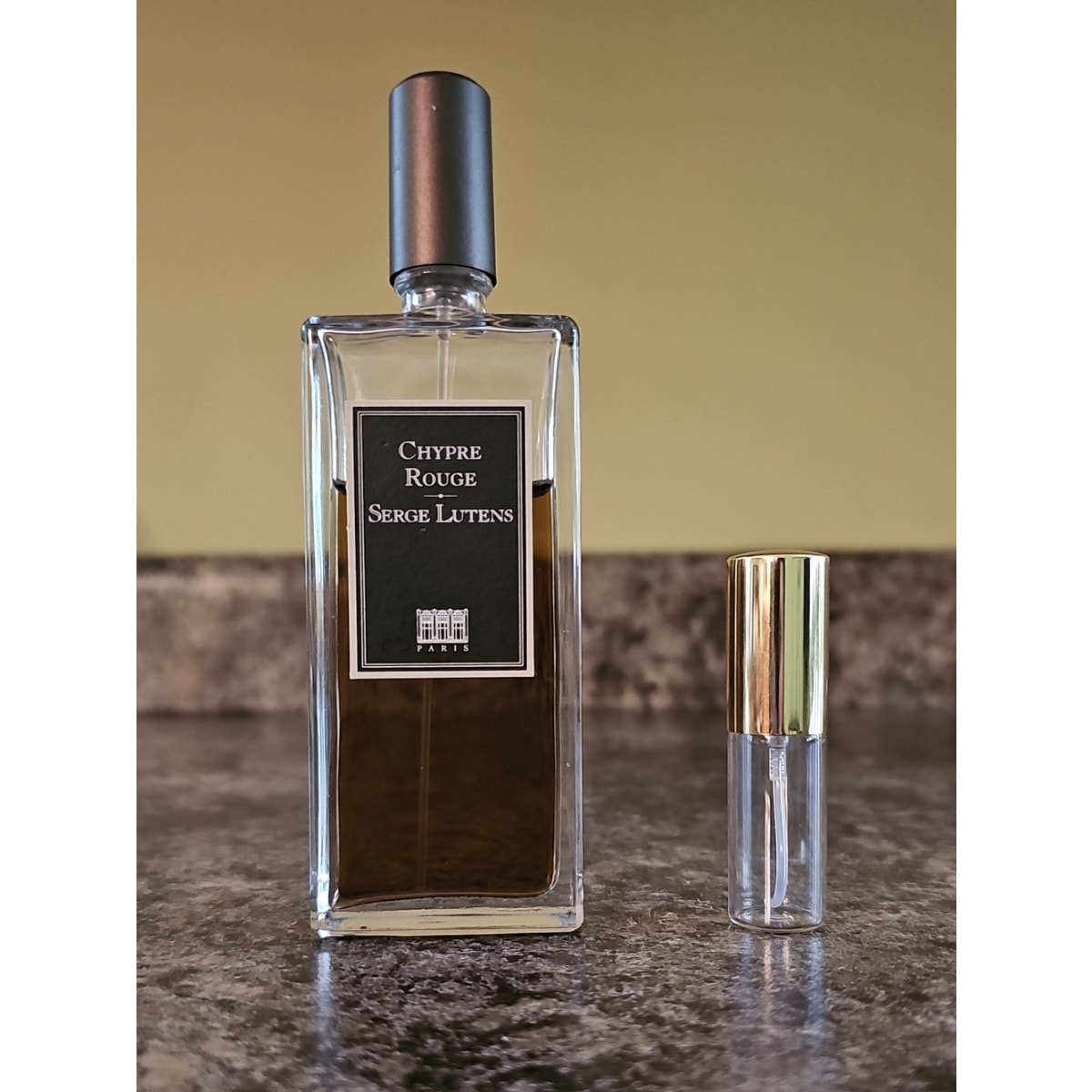 Serge Lutens Chypre Rouge 0.16 oz / 5ml Decant image 1